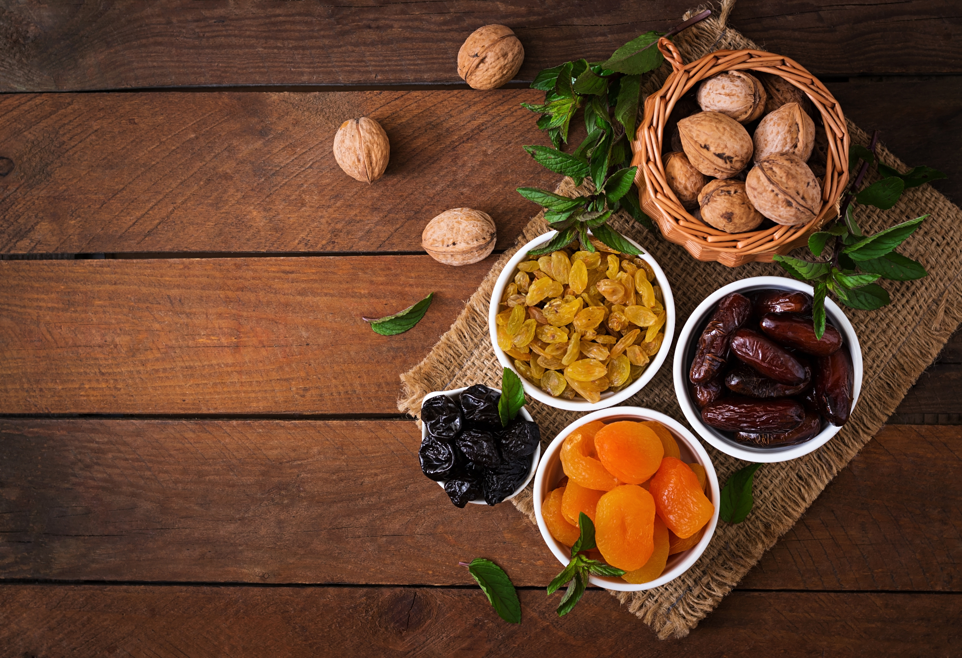 Mix,Dried,Fruits,(date,Palm,Fruits,,Prunes,,Dried,Apricots,,Raisins)